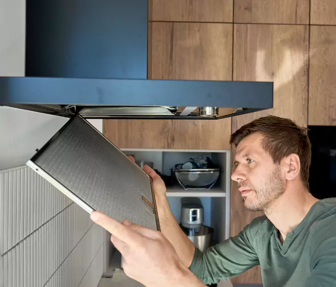 Why Dracut, MA Homeowners Trust Dracut Appliance Pro for Every Range Hood Switch Repair and Ventilation Job?